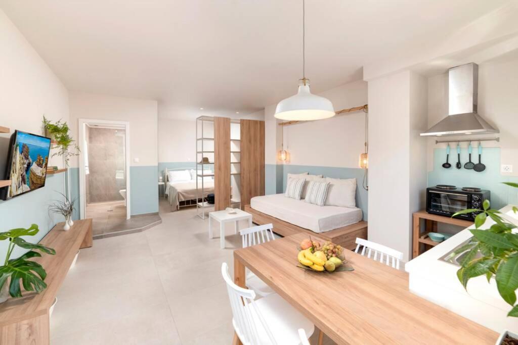Stalis Sea Front Studios B Extérieur photo